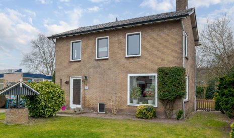 Te koop: Foto Woonhuis aan de Burg. Haitsmalaan 5 in Nijeveen