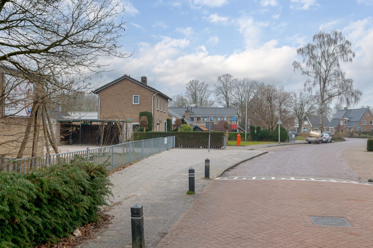 Te koop: Foto Woonhuis aan de Burg. Haitsmalaan 5 in Nijeveen