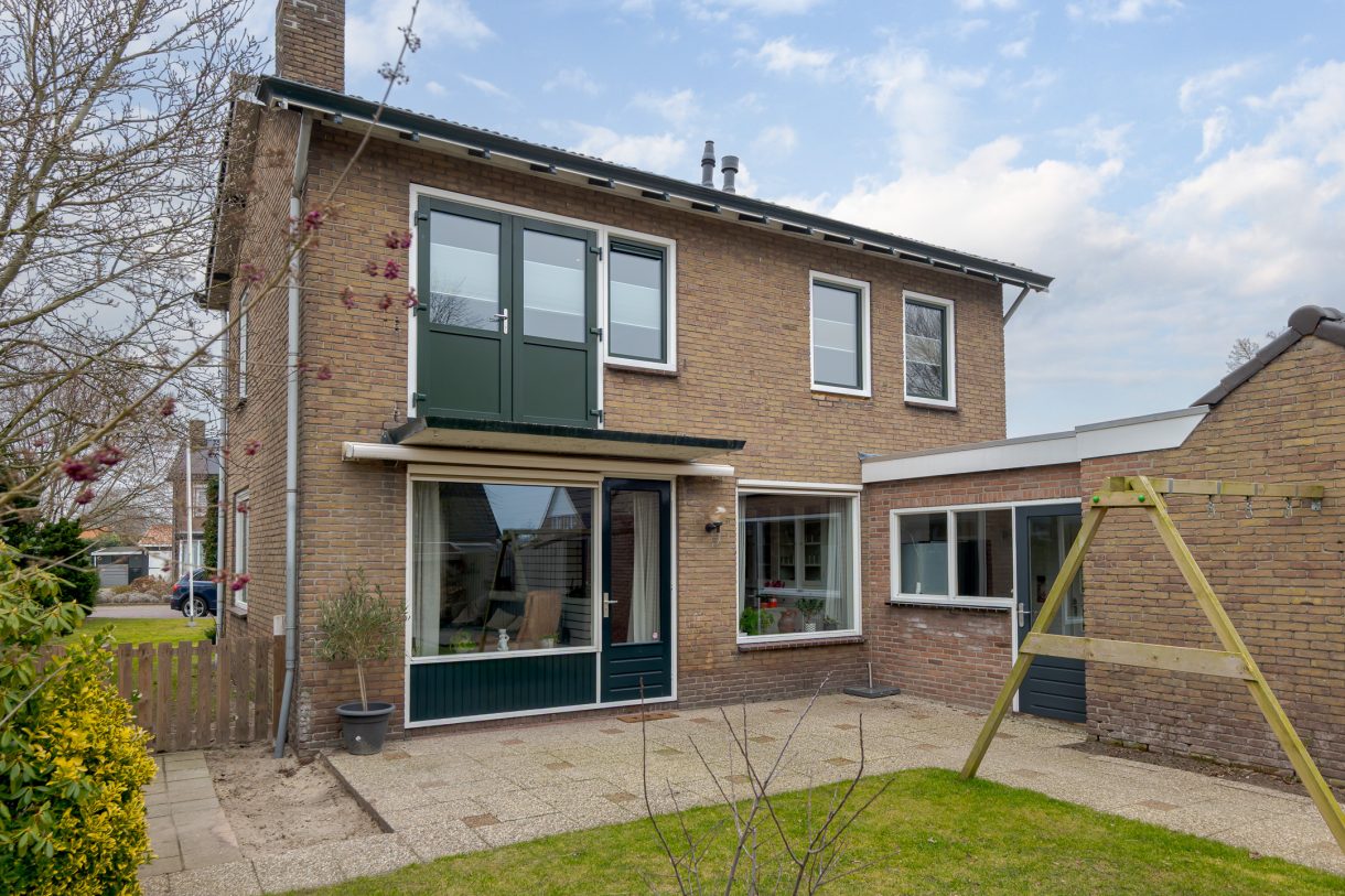 Te koop: Foto Woonhuis aan de Burg. Haitsmalaan 5 in Nijeveen