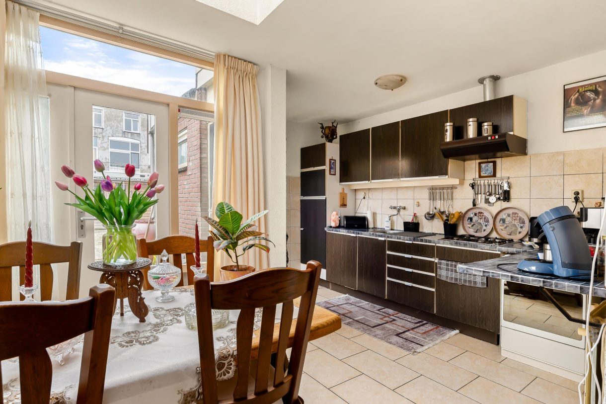 Te koop: Foto Woonhuis aan de Da Costastraat 10 in Haarlem