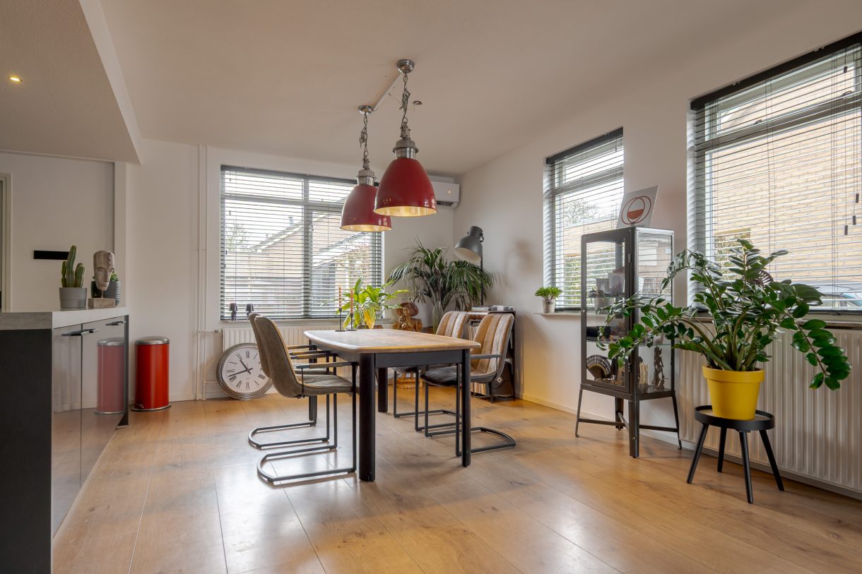 Te koop: Foto Woonhuis aan de Karspelstraat 16 in Nijeveen