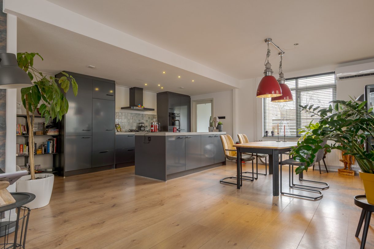 Te koop: Foto Woonhuis aan de Karspelstraat 16 in Nijeveen