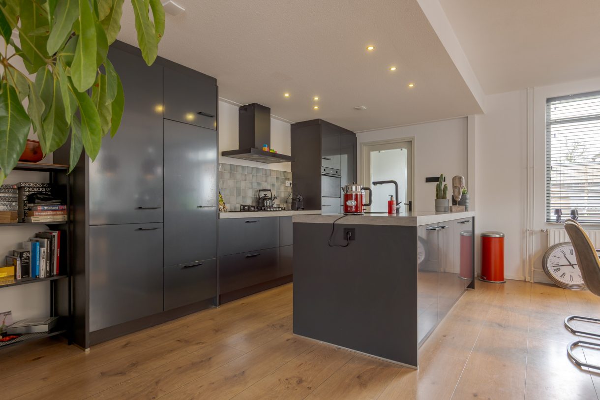 Te koop: Foto Woonhuis aan de Karspelstraat 16 in Nijeveen