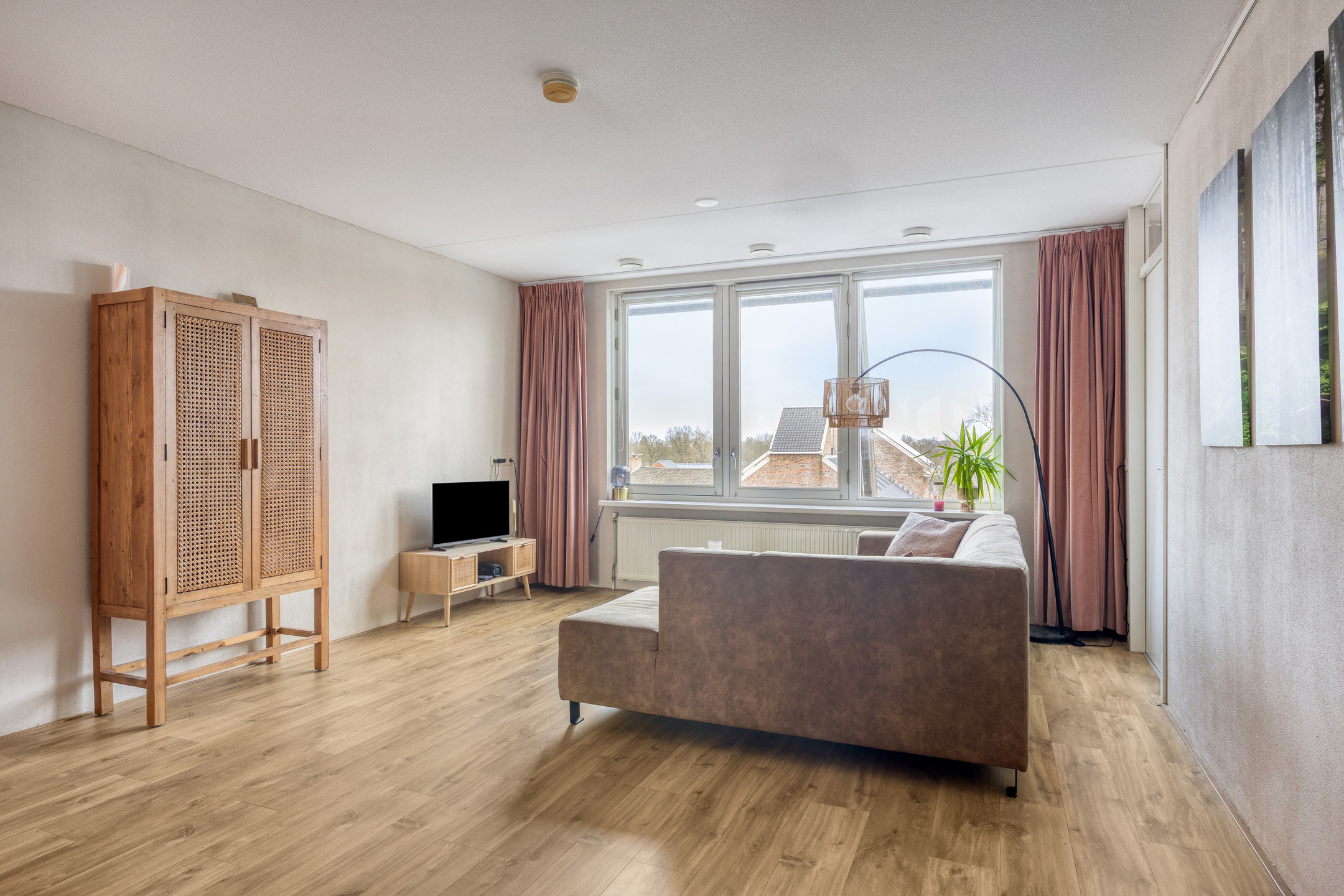 Hoofdfoto van Roden Raadhuisstraat 68