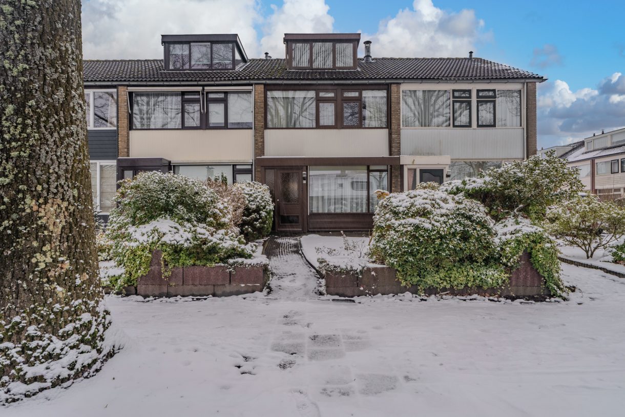 Te koop: Foto Woonhuis aan de van Limburg Stirumlaan 61 in Hoogezand