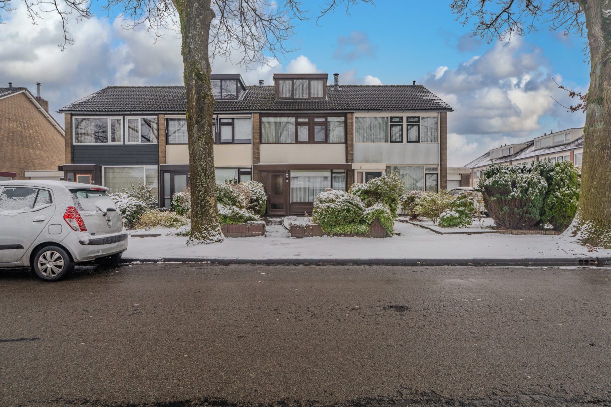 Te koop: Foto Woonhuis aan de van Limburg Stirumlaan 61 in Hoogezand