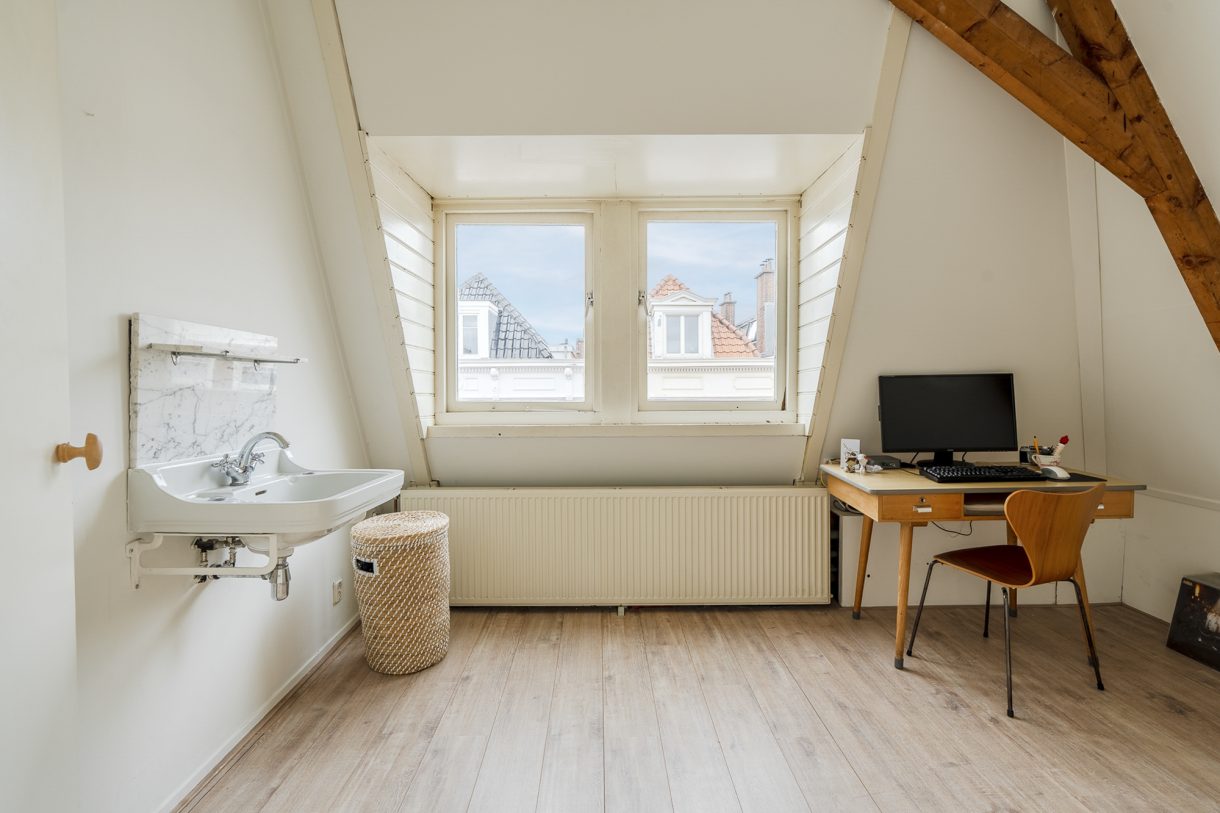 Te koop: Foto Appartement aan de Prins Hendrikstraat 44 in 's-Gravenhage