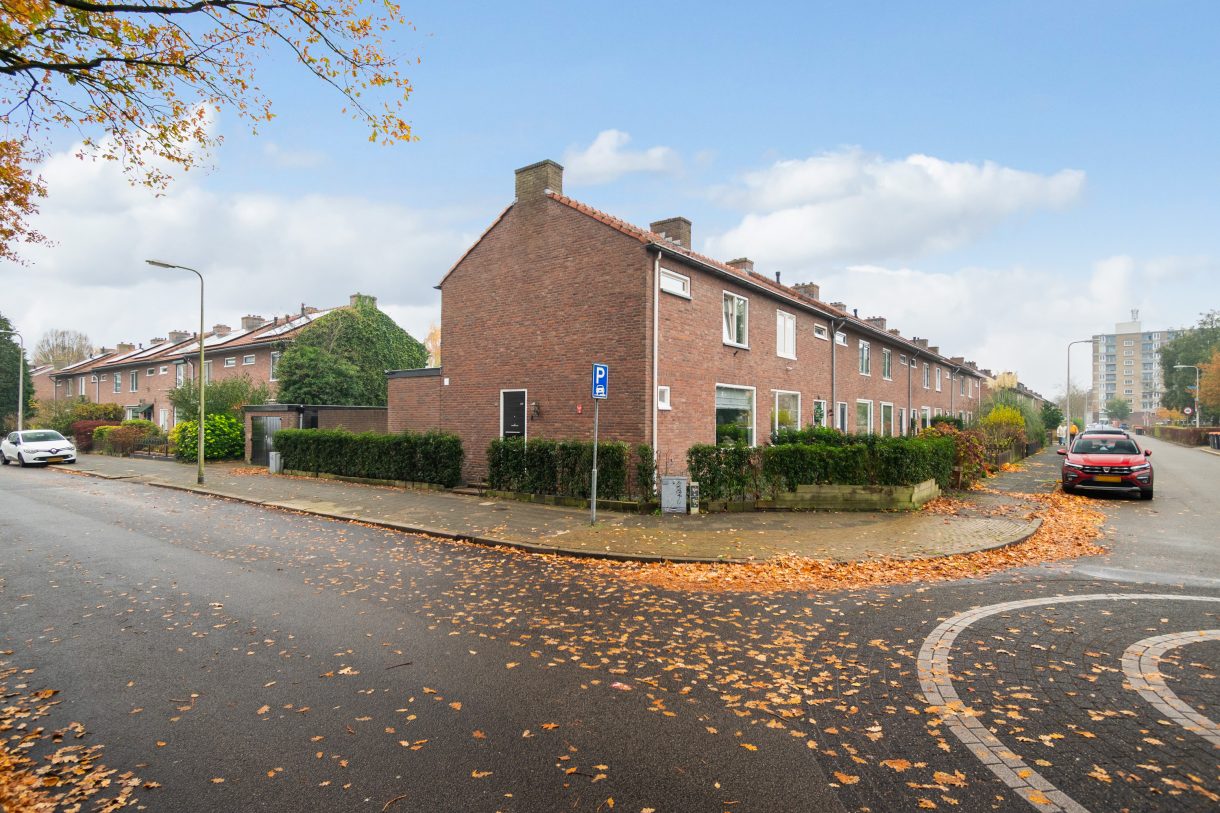 Te koop: Foto Woonhuis aan de Wielewaalstraat 108 in Amersfoort