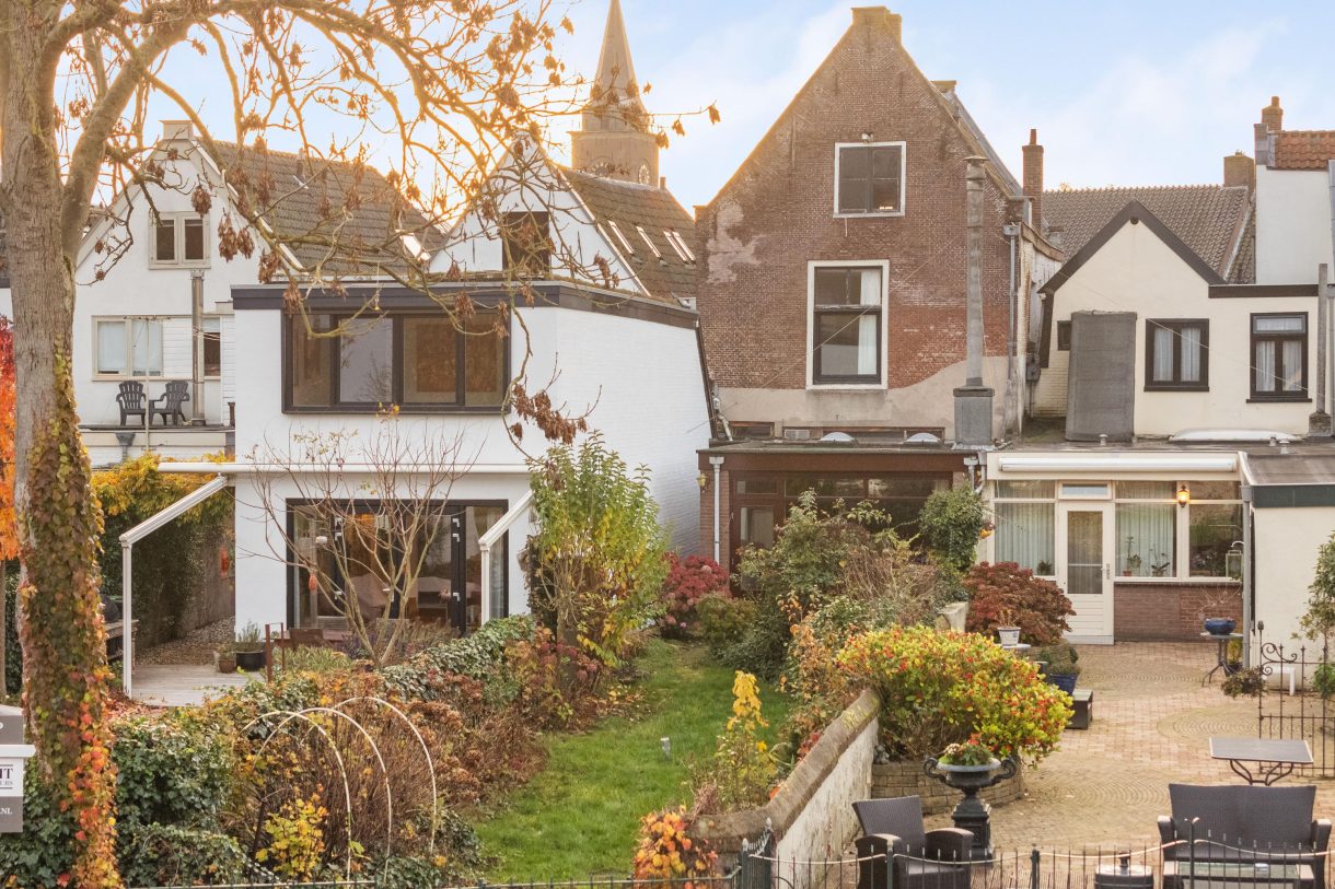 Te koop: Foto Woonhuis aan de Herenstraat 34 in Breukelen