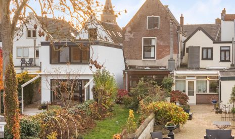 Te koop: Foto Woonhuis aan de Herenstraat 34 in Breukelen