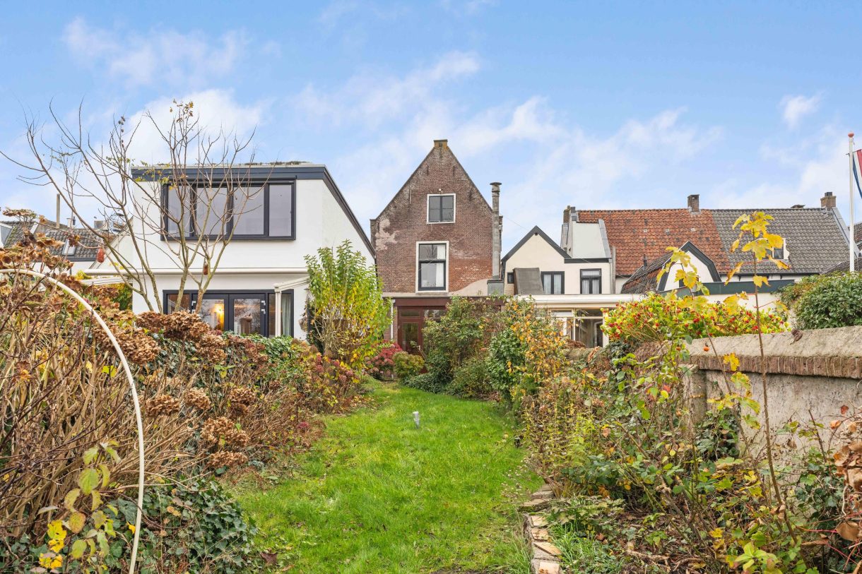 Te koop: Foto Woonhuis aan de Herenstraat 34 in Breukelen