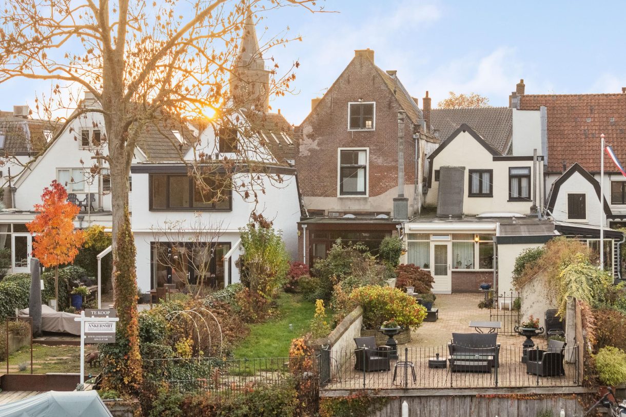 Te koop: Foto Woonhuis aan de Herenstraat 34 in Breukelen
