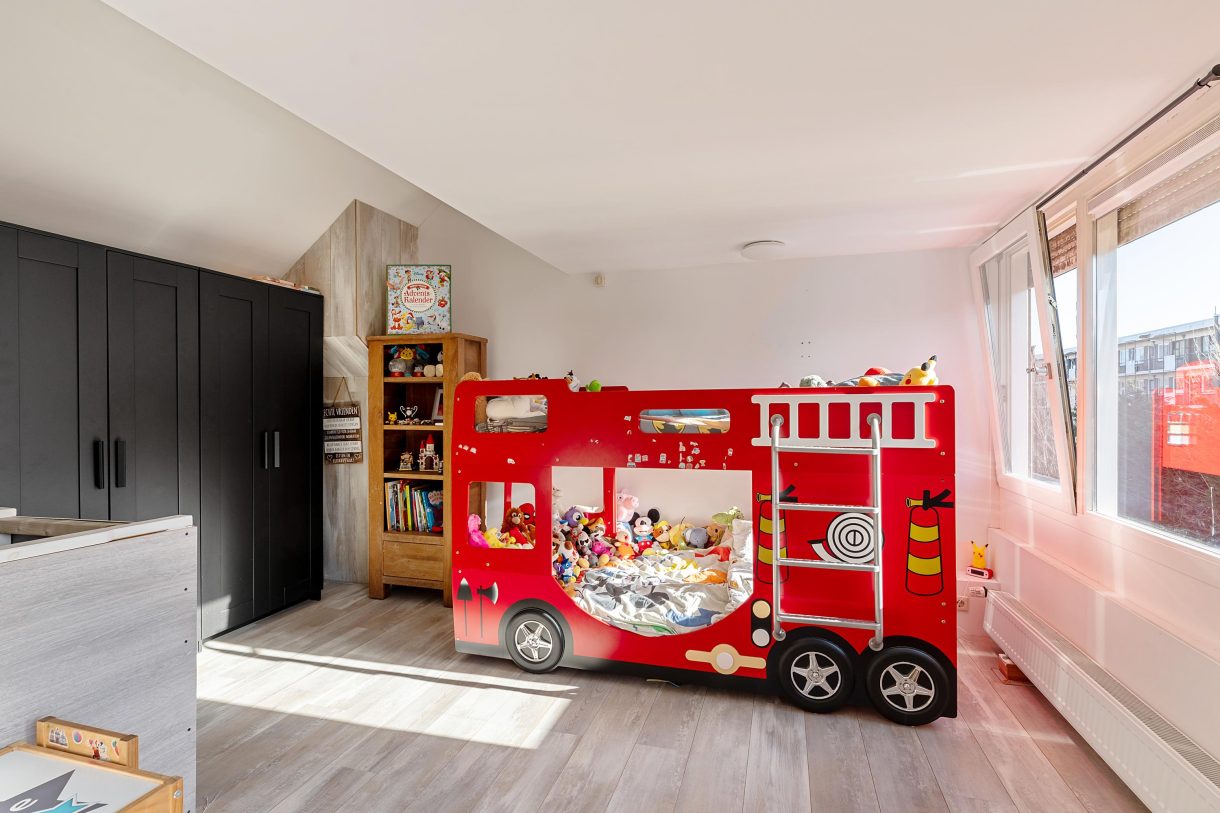 Te koop: Foto Woonhuis aan de Surinamesingel 63 in Vlaardingen